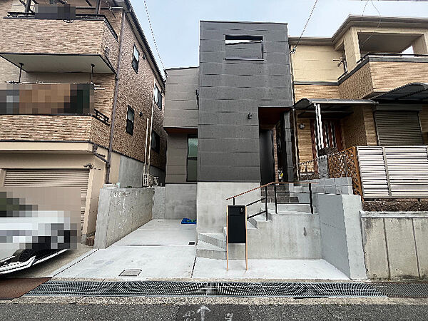 茨木市耳原1丁目　新築戸建の外観