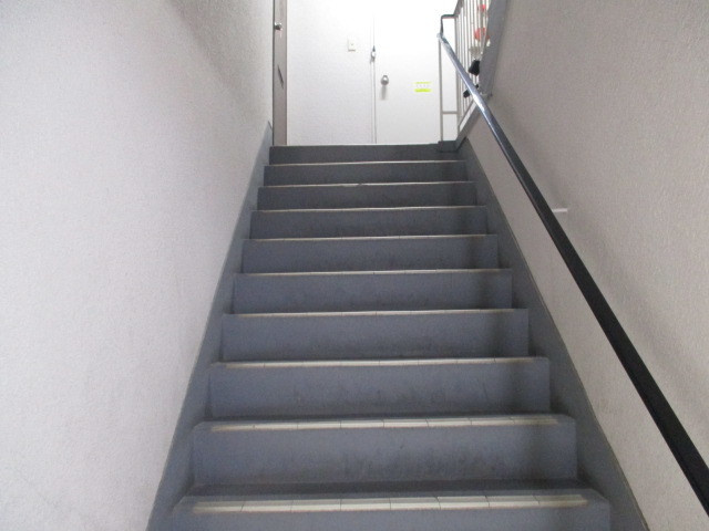 チアリ小松