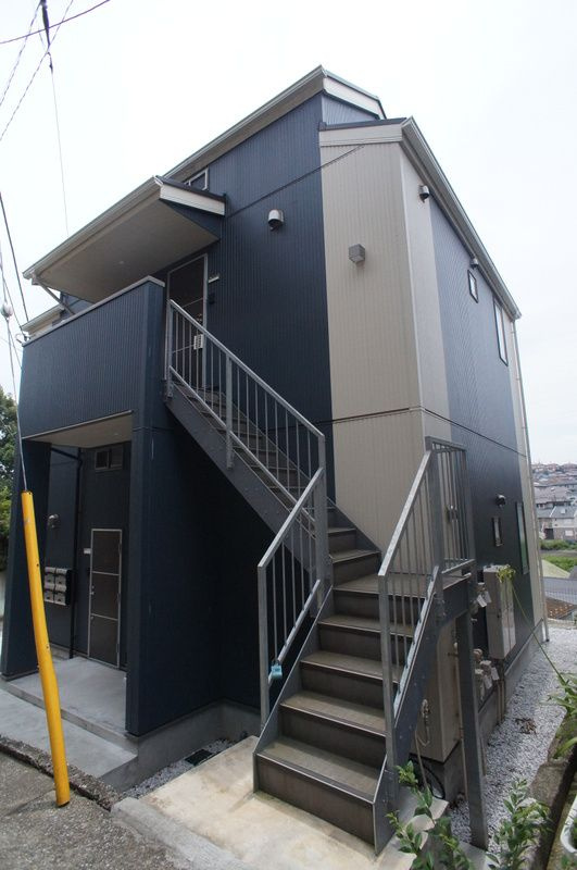 グランドヴュー杉田の外観