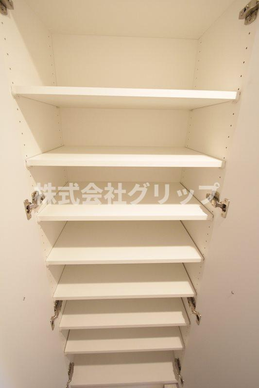 リヴシティ横濱新川町弐番館の収納