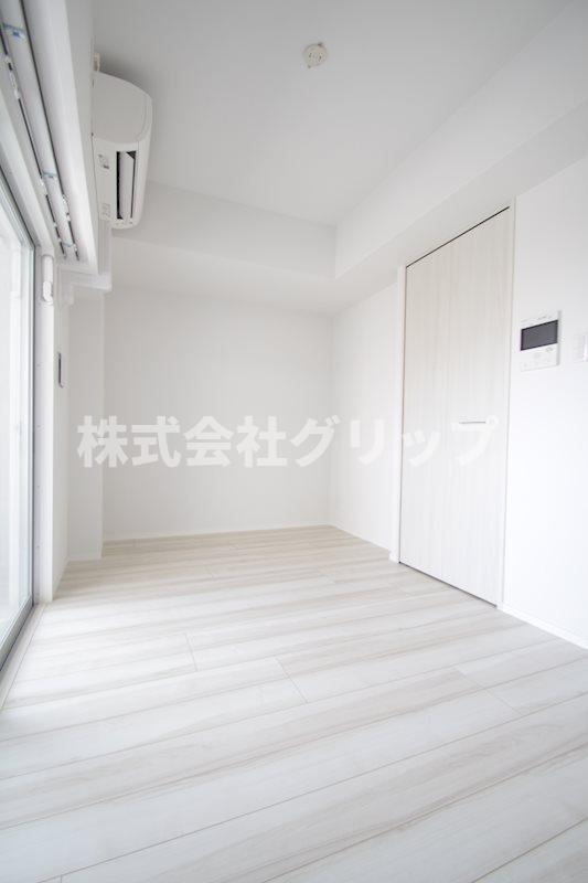 リヴシティ横濱新川町弐番館の洋室
