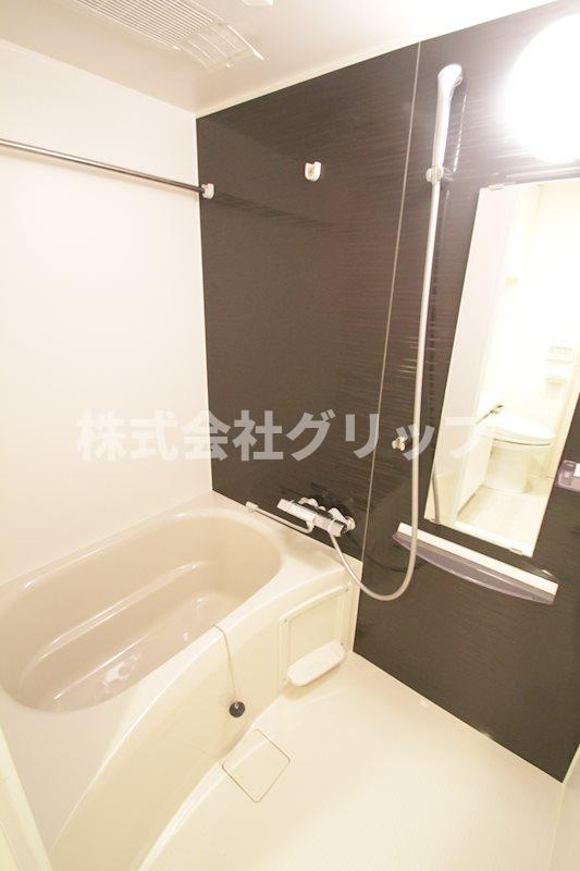 リヴシティ横濱新川町弐番館の浴室
