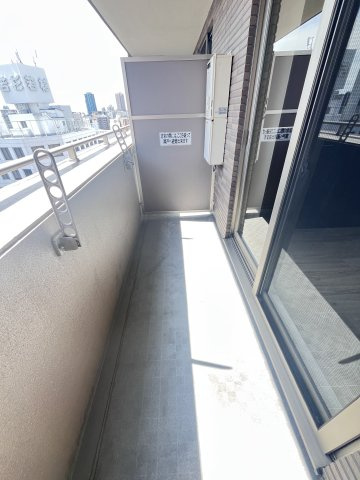 大阪市都島区東野田町２丁目の賃貸マンションのバルコニー