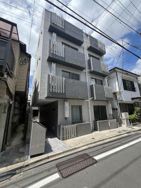 ＦＬレジデンス菁英公館の外観
