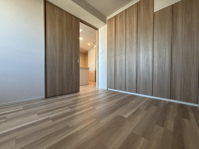 リバーガーデン四天王寺の洋室