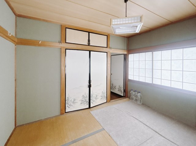 【中古戸建】太田市山之神町の和室|■和室｜旅館のような趣を感じられる、くつろぎの住空間です。落ち着いた和の雰囲気が、日々の暮らしに癒しをもたらします♪