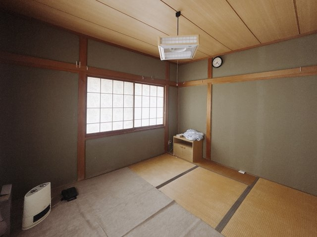 【中古戸建】太田市山之神町の和室|■和室｜フローリングでは感じることのできない圧倒的な寛ぎやすさを実感してください。周りを気にせず寝そべれば心地の良い時間を過ごせます♪
