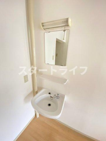 大阪市淀川区三国本町２丁目の賃貸マンションの洗面所