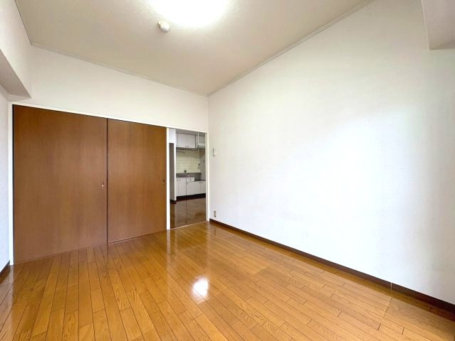 ファミティ弐番館の寝室