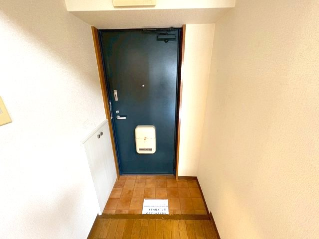 ファミティ弐番館の玄関