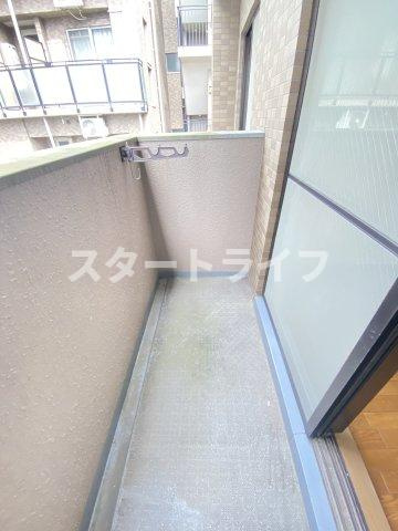 大阪市淀川区宮原１丁目の賃貸マンションのバルコニー