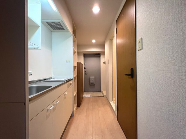 アンシャンテ南堀江の玄関