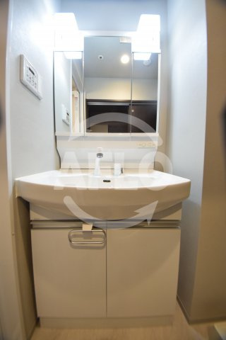 N Residence新今宮の独立洗面台|N Residence新今宮　独立洗面台