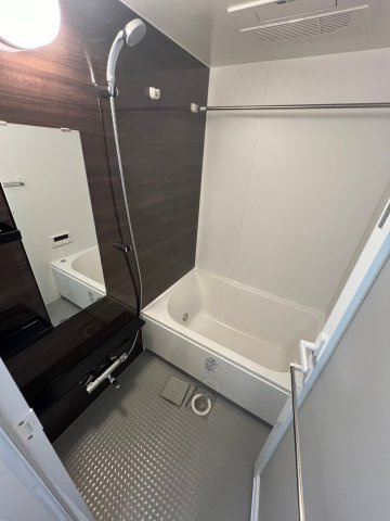 ヒヴィ・カーサ名駅西　名古屋市賃貸　仲介手数料無料の浴室|同物件別部屋