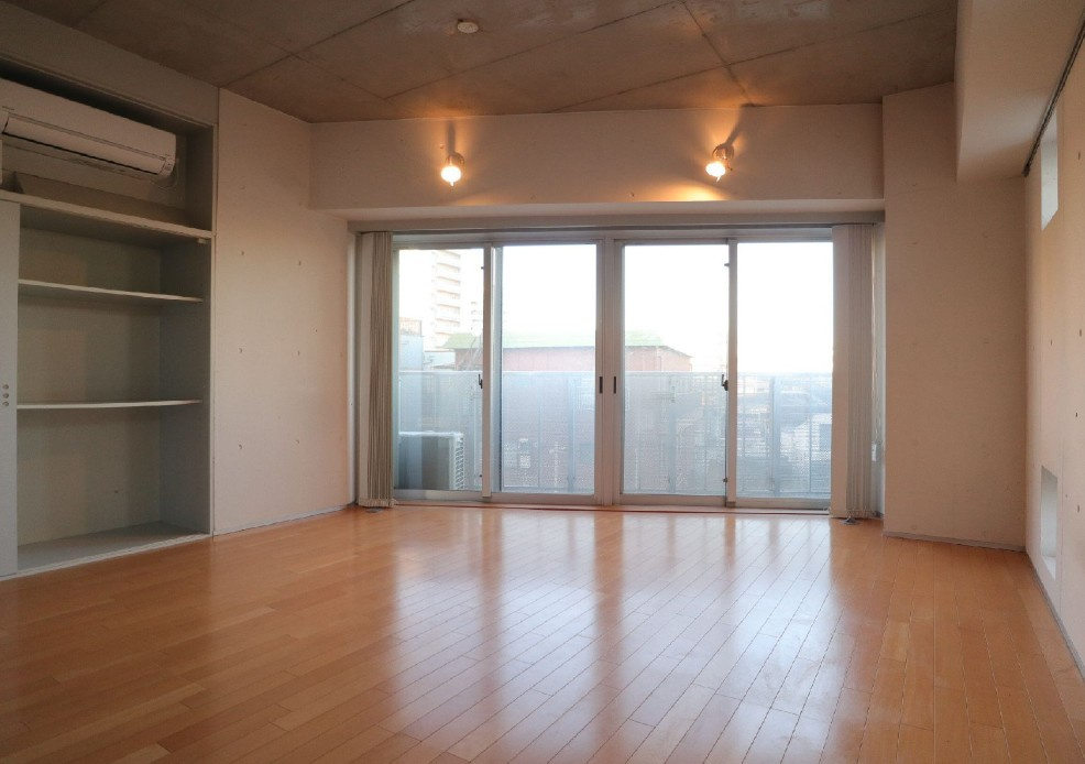 川崎市多摩区中野島３丁目の賃貸マンションの居間・リビング