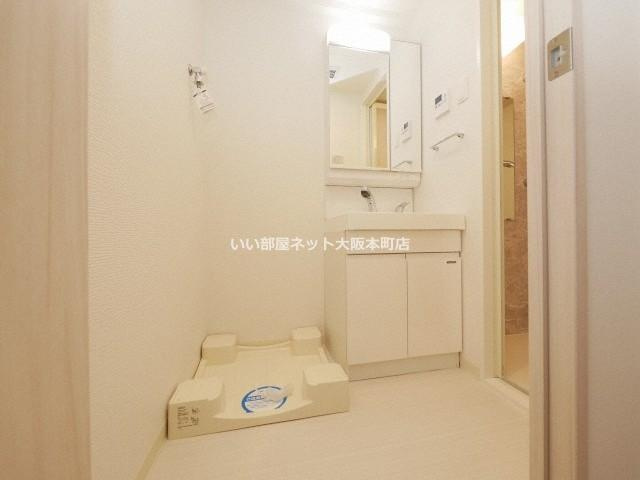 S-RESIDENCE阿波座WESTの洗面所