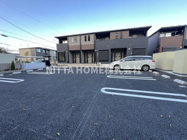 福知山市字長田のアパートの駐車場|駐車場は2台分の空きがあります◎