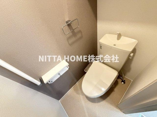 福知山市字長田のアパートのトイレ|もちろん、ウォシュレットも付いています◎