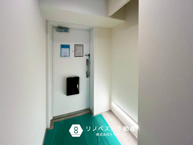 ディオ・フェルティ布施の玄関|【リノベスト不動産】テナント（事業用）物件のご紹介も可能です。事務所移転・新規開業等お気軽にご相談ください♪
