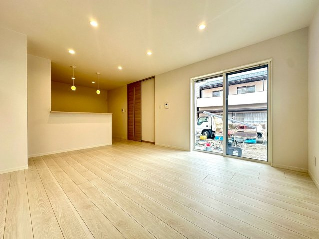 加古川市別府町別府新築戸建の居間・リビング|同社施工例