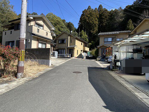 岩倉花園町 中古戸建の前面道路含む現地写真