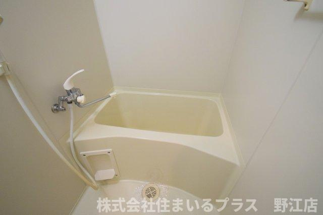 ラクラス高殿の浴室