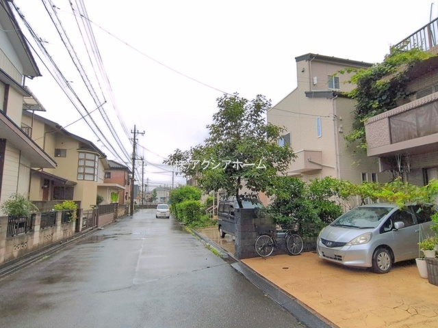 所沢市林3丁目　中古一戸建　～屋上バルコニー～の前面道路含む現地写真