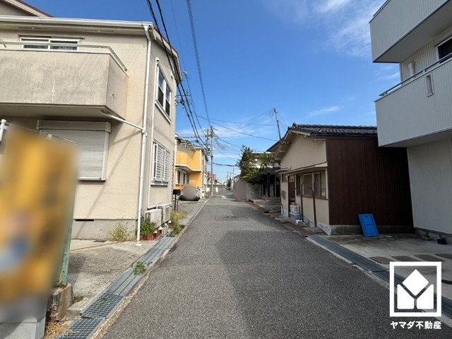西宮市浜町の前面道路含む現地写真