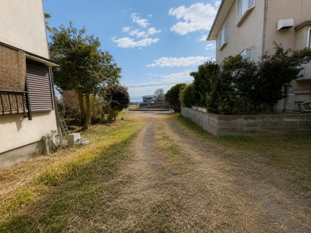 小郡市三沢　売り土地の前面道路含む現地写真|前面道路含む現地写真です