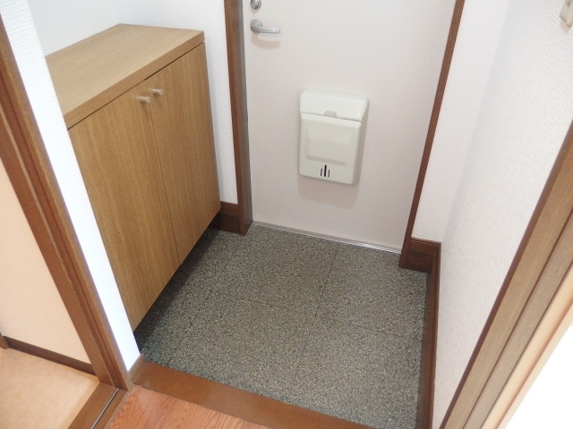 ハイステージＫＯＪＩＭＡの玄関