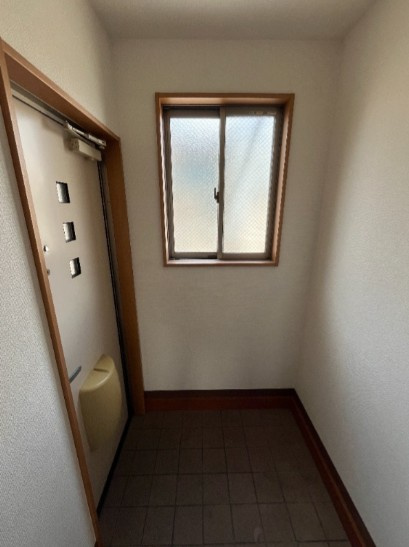 レクサス鎌ケ谷の玄関