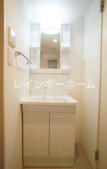 （仮称）埼玉県和光市新倉1丁目新築工事の独立洗面台|※同管理参考写真