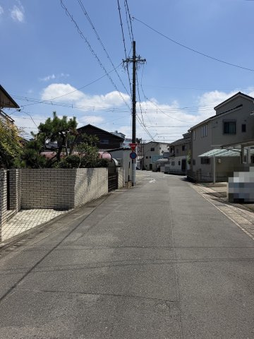 中古住宅　大柳町1丁目の前面道路含む現地写真