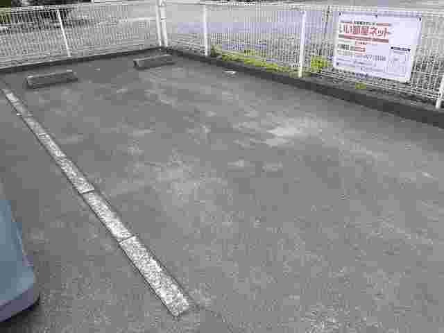 プレ・メゾンの駐車場