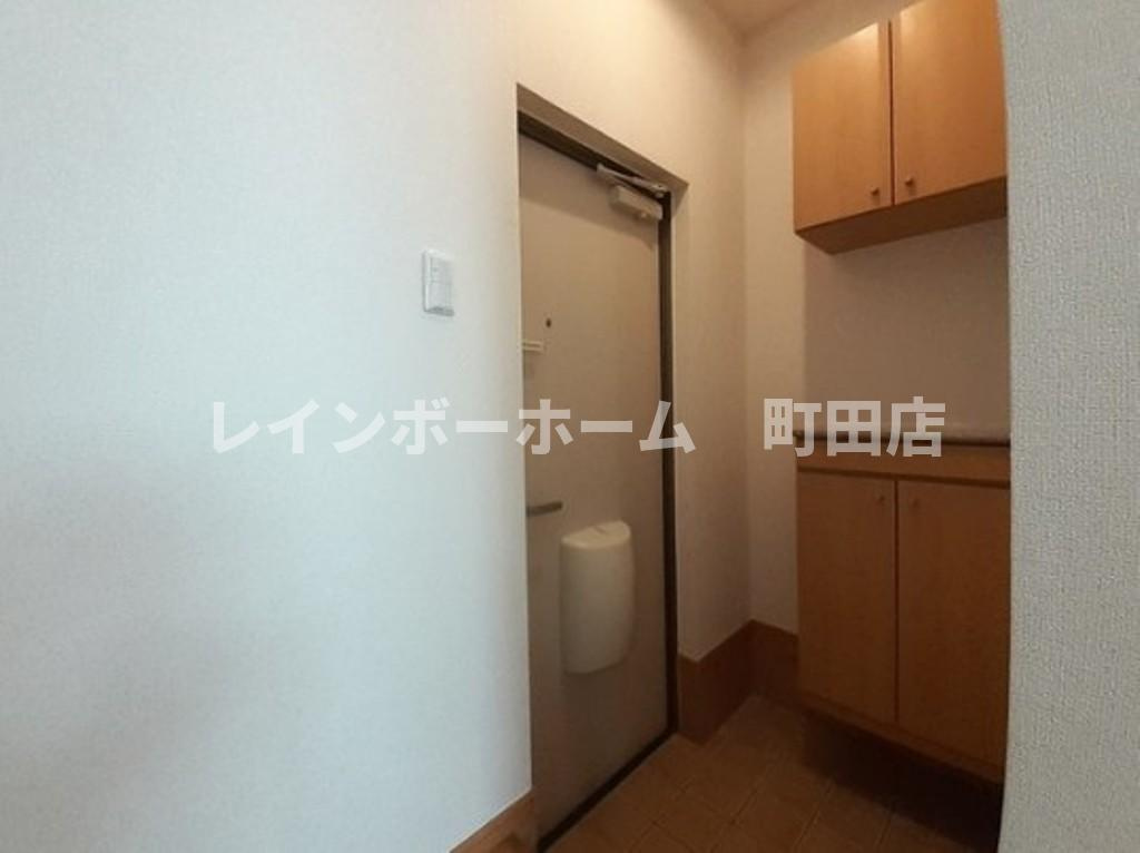 ソレイユ厚木※初期費用分割あと払いサービス利用可能物件の玄関