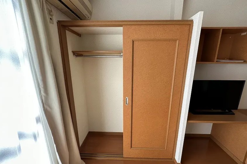 レオパレスヴィヴァルディの収納