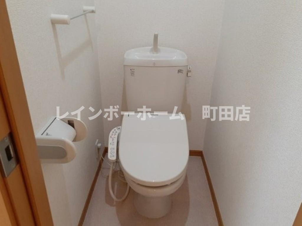 ソレイユ厚木※初期費用分割あと払いサービス利用可能物件のトイレ