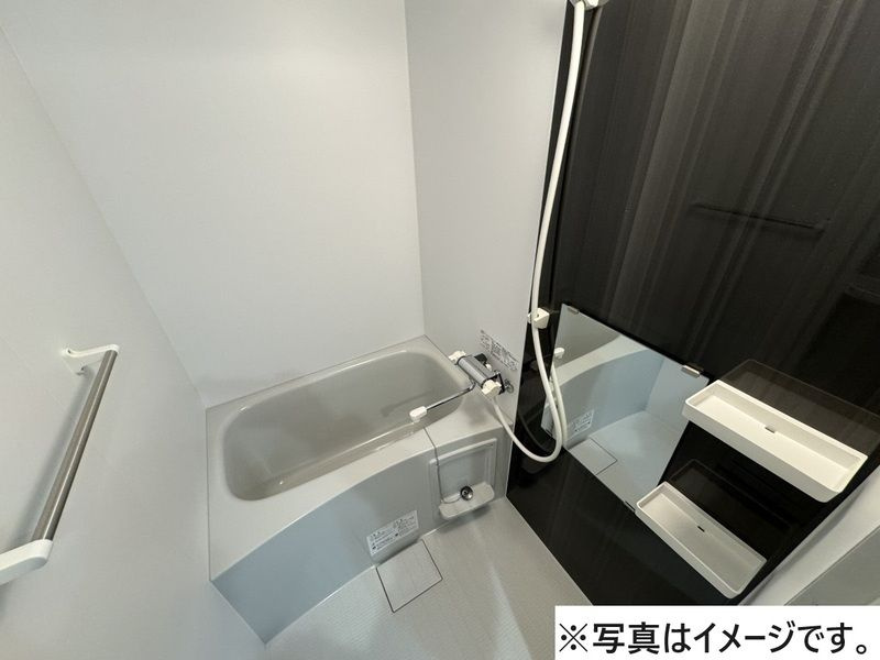 クロワッサン六町（クロワッサン ロクチョウ）の浴室