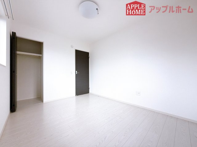 [中古住宅] 熊谷市玉井 1期の洋室|２階居室は全室収納あり！たっぷりある収納活用でお部屋もキレイを保てます♪