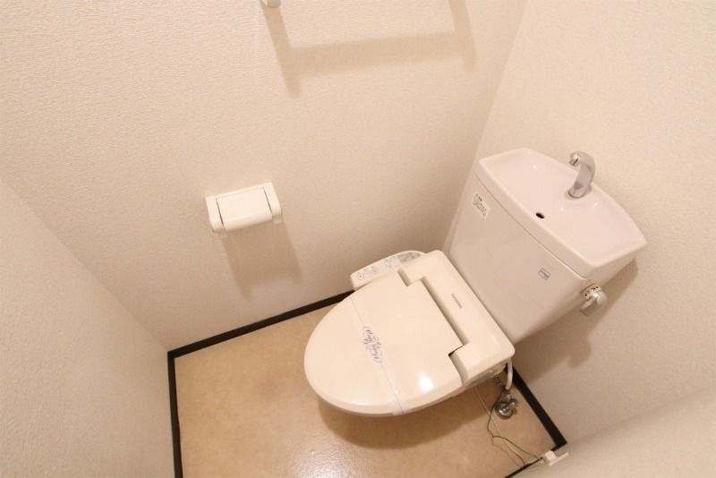 マンション花房のトイレ