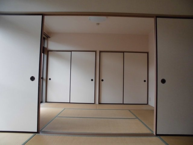 ハイツきふねＢの和室