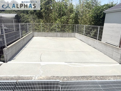 【駐車場】 | 神戸市西区桜が丘西町二丁目　一戸建て | ■セカンドカーにも便利な駐車2台可能です！※車種による