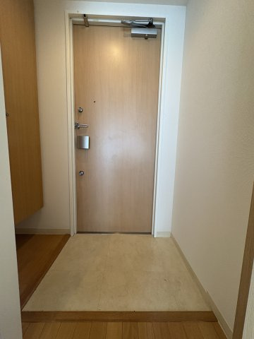 【玄関】UURコート札幌南三条プレミアタワー