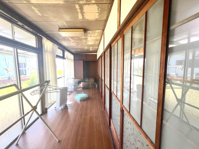 小城市三日月町堀江　倉庫付　7DKの内装