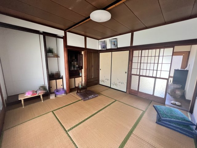 小城市三日月町堀江　倉庫付　7DK