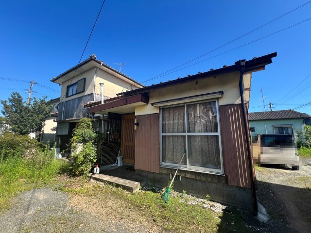 小城市三日月町堀江　倉庫付　7DK