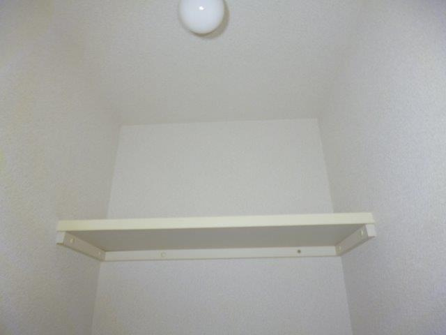 プリムベールのトイレ|トイレ棚
