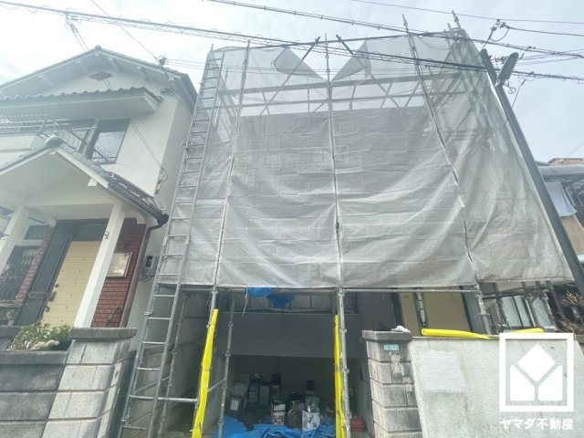 西宮市小松南町2丁目の洋室