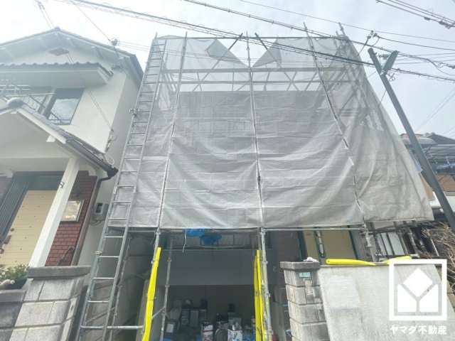 西宮市小松南町2丁目のバルコニー