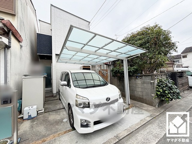 尼崎市西難波町2丁目の外観|前面道路幅員約6.0mとゆったりとした広さがあるのでファミリーカー等の車の出入りも楽にできます。